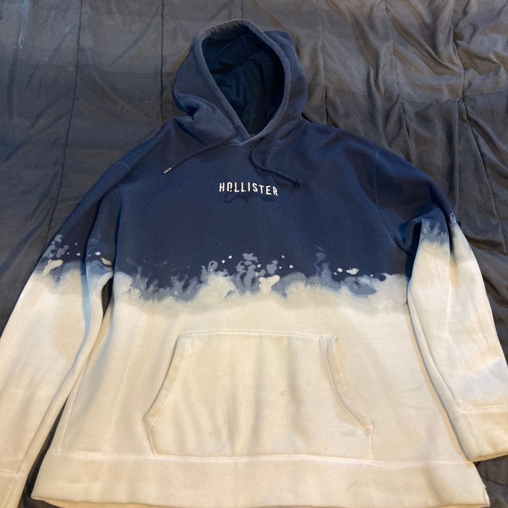Hollister men’s hoodie